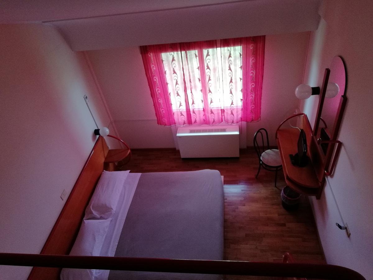 Hotel La Fonte Osimo Buitenkant foto